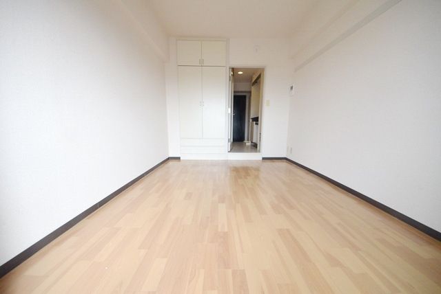 居室・リビング　★日当たりのいいリビングです★