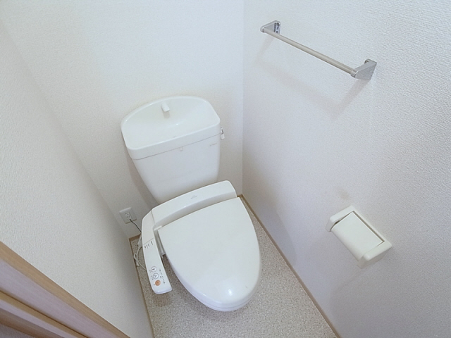 トイレ　ウォシュレット完備