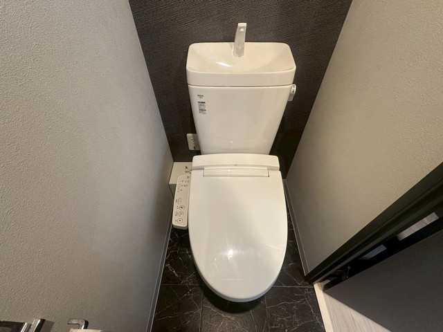 トイレ　別号室の写真です