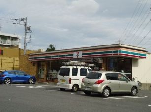 コンビニ　セブンイレブン千葉高品町店（コンビニ）まで185m