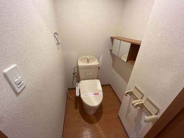 トイレ　シャワー付トイレ