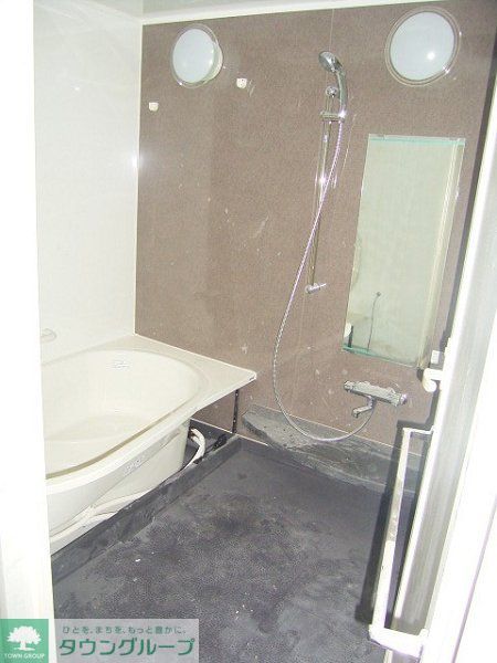 バス・シャワールーム