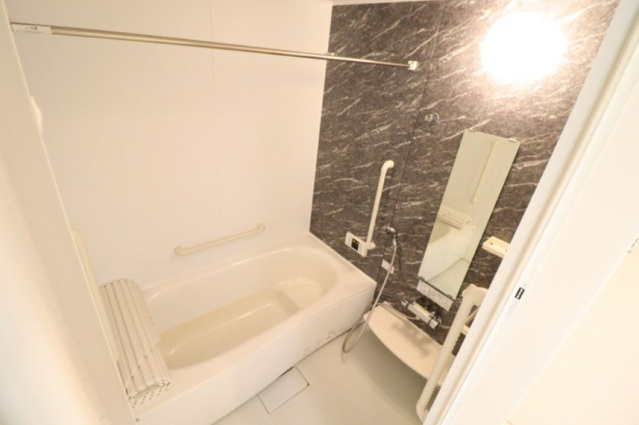 バス・シャワールーム　バス