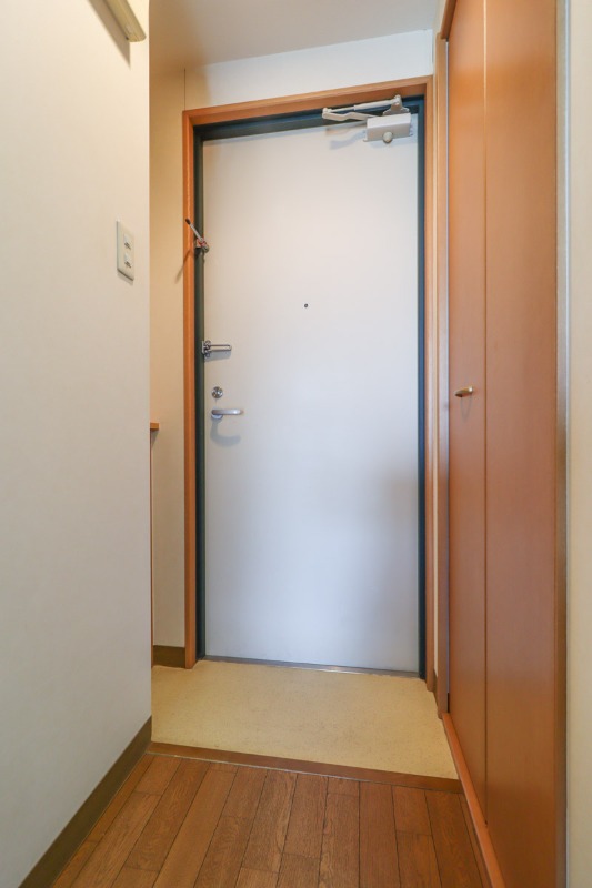 玄関　図面と現状に相違がある場合には現状を優先