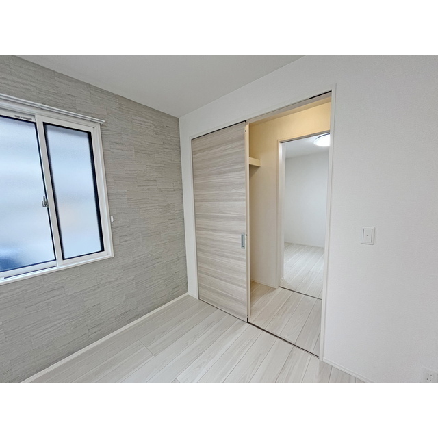 収納　ウォークスルークローゼット