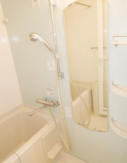 バス・シャワールーム　★便利な浴室乾燥機付きバスルーム★