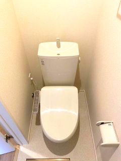 トイレ　落ち着いたトイレです