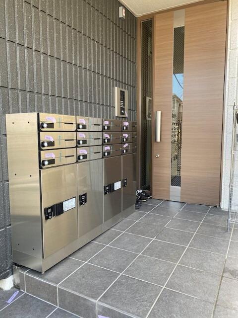 エントランス　毎日通るエントランスはこのようになっています