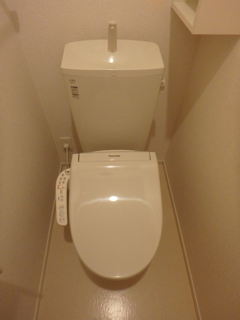 トイレ　癒しのシャワー付きで嬉しい