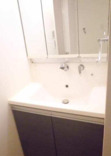 洗面設備　レヴィ亀戸