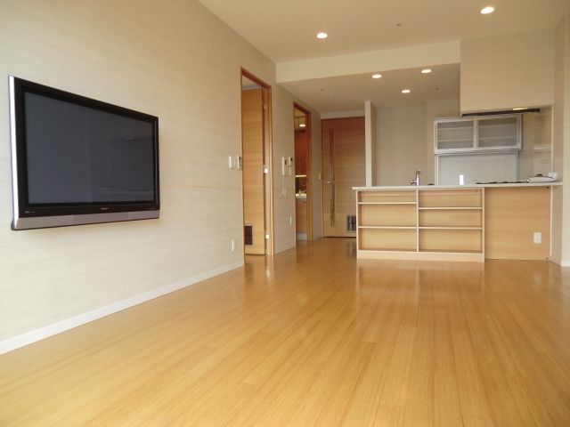 居室・リビング　床暖房・ダウンライト付ＬＤＫ