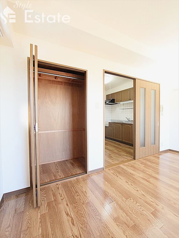 収納　クローゼット