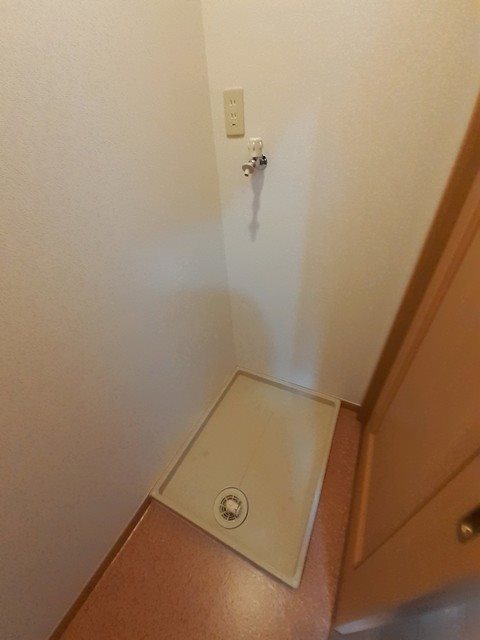 その他　室内洗濯機置き場です。