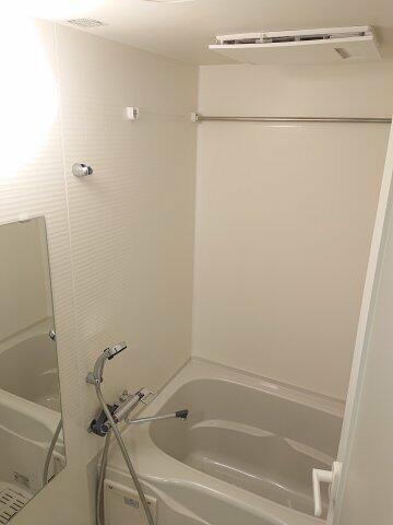 バス・シャワールーム　?