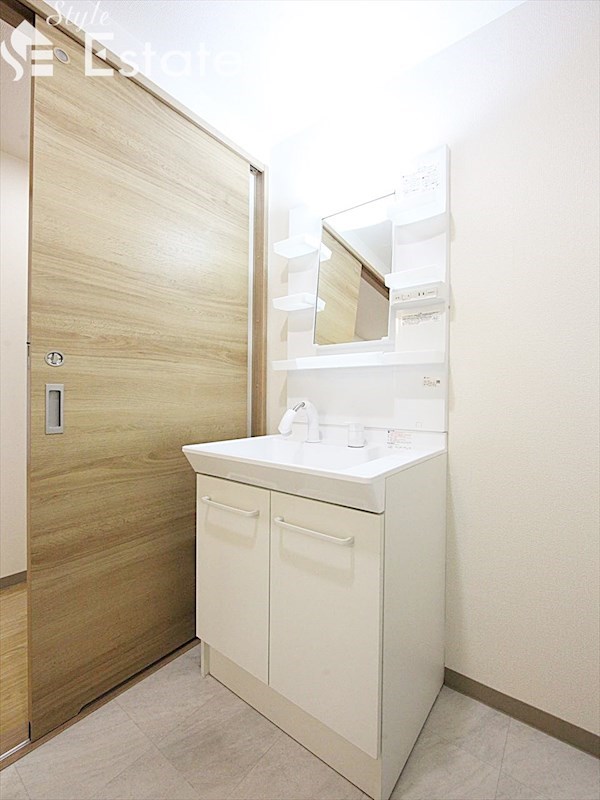 洗面設備　独立洗面台