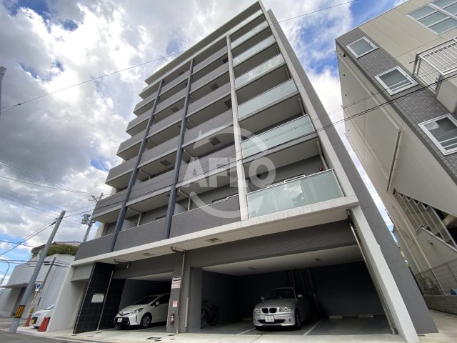 建物外観　ラルーチェ北梅田　外観