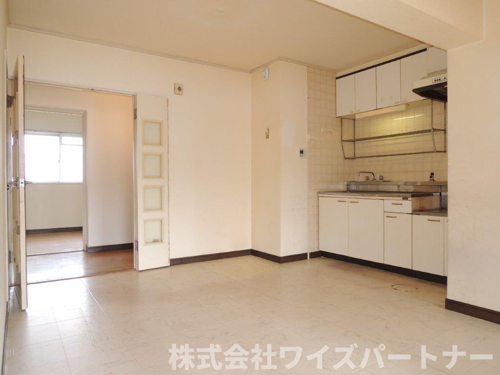 居室・リビング　※同型タイプの為、現状優先