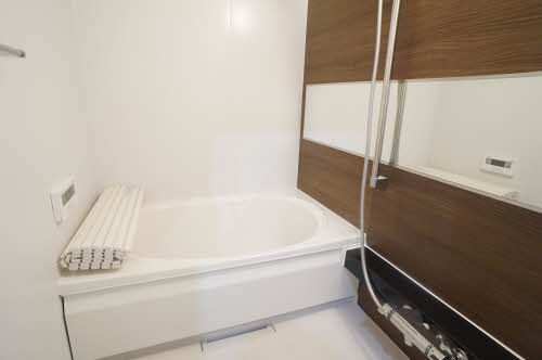 バス・シャワールーム　浴室