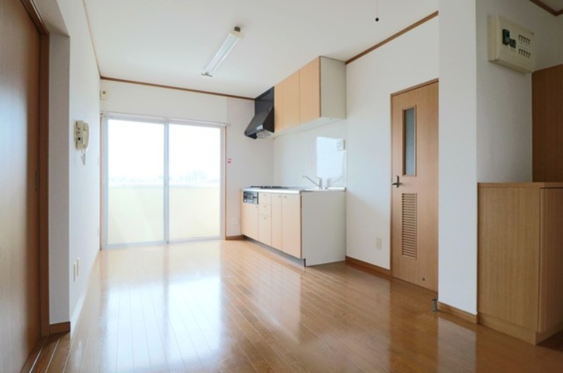 居室・リビング　図面と現状に相違がある場合には現状を優先