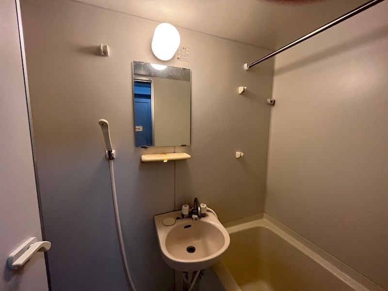 バス・シャワールーム　別室参照