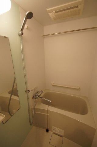 バス・シャワールーム　人気条件の「バス・トイレ別」です。