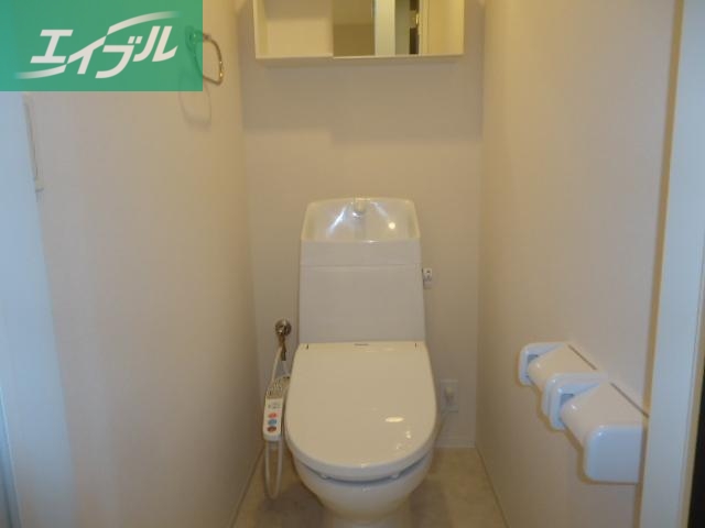 トイレ　シャワー付トイレ