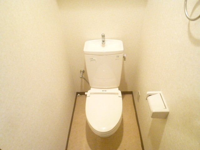 トイレ　清潔なトイレです。