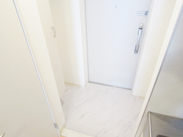 玄関　別号室の参考写真です。