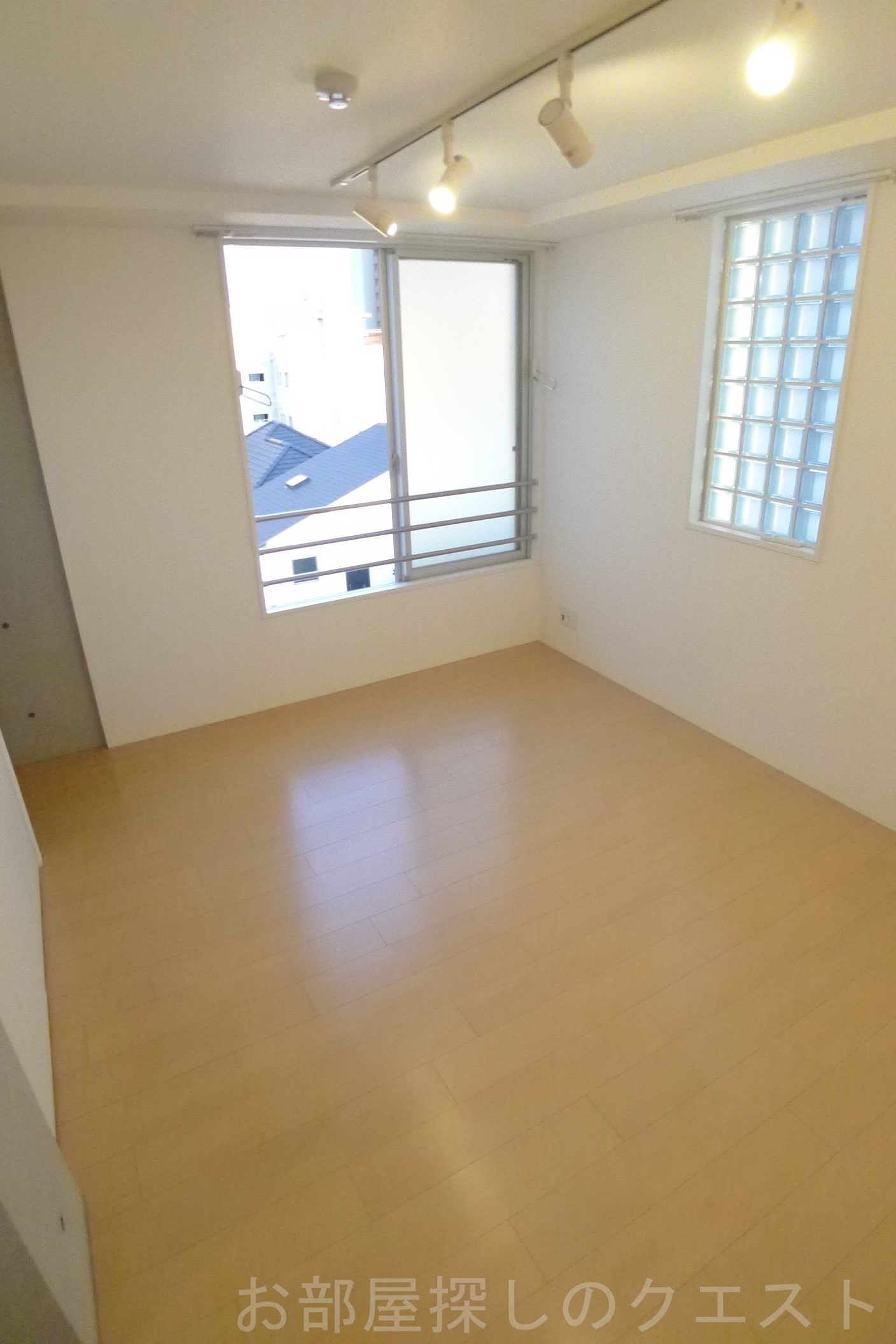 居室・リビング　（写真は同タイプ）