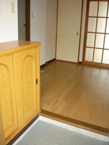 玄関　落ち着いた玄関です