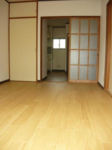 居室・リビング　ゆったり過ごせる居間です