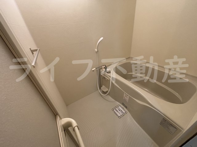 バス・シャワールーム　きれいなお風呂です