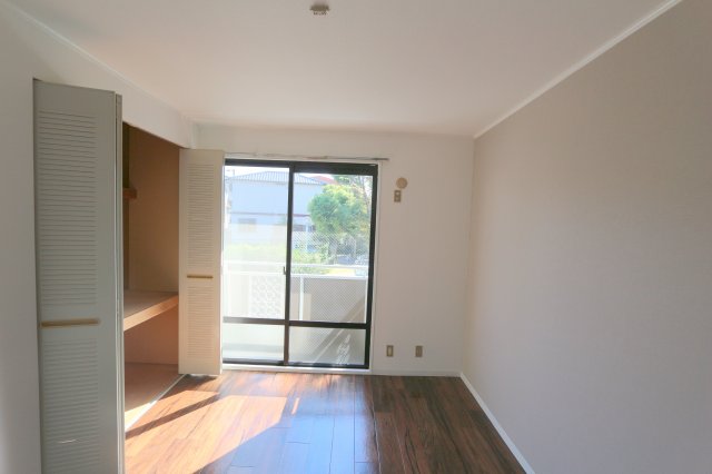 居室・リビング　※同タイプの写真となり、実際のお部屋とは異なる場合があります