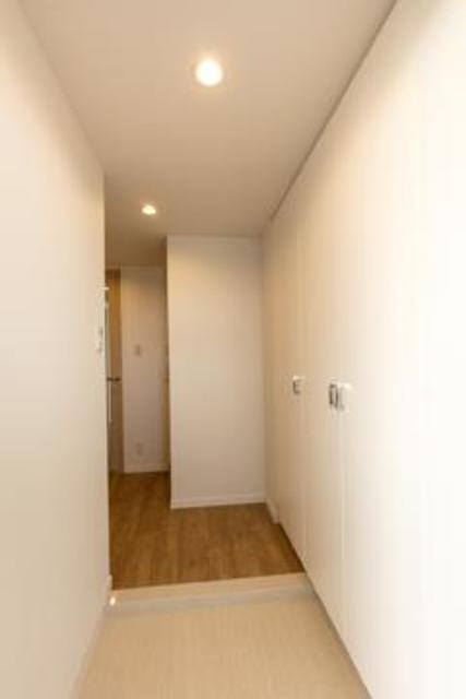 玄関　※写真は同タイプ住戸です。