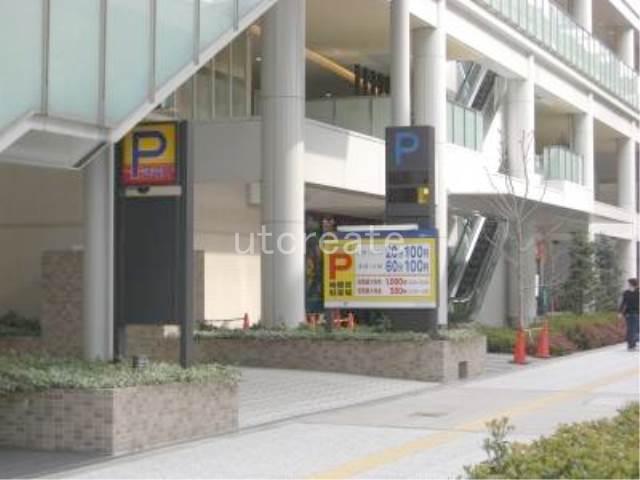 ショッピングセンター　クロスシティ弁天町（ショッピングセンター）まで1656m