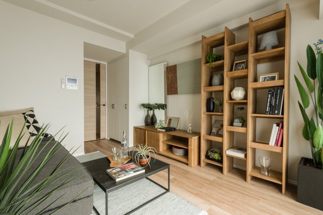 居室・リビング　こちらのリビングで趣味の時間をお楽しみください