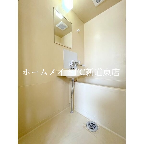 バス・シャワールーム　バス