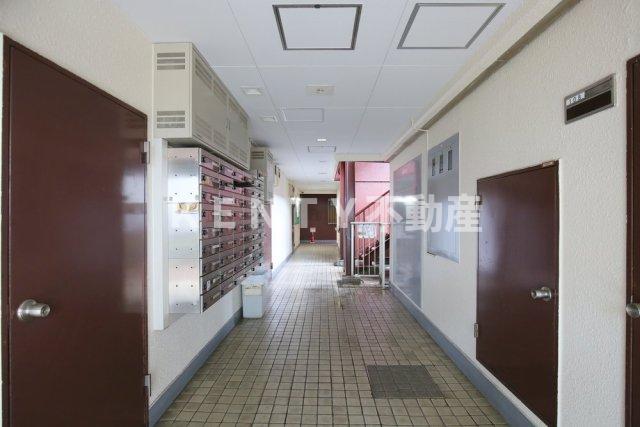 ロビー　落ち着いたロビーです