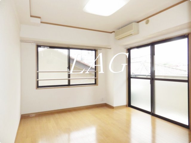 居室・リビング　洋室のお部屋です。