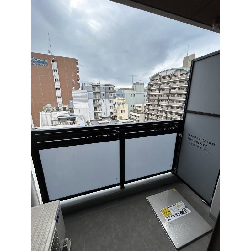 バルコニー