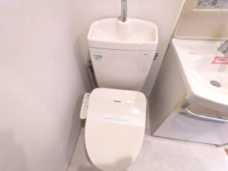 トイレ　トイレ