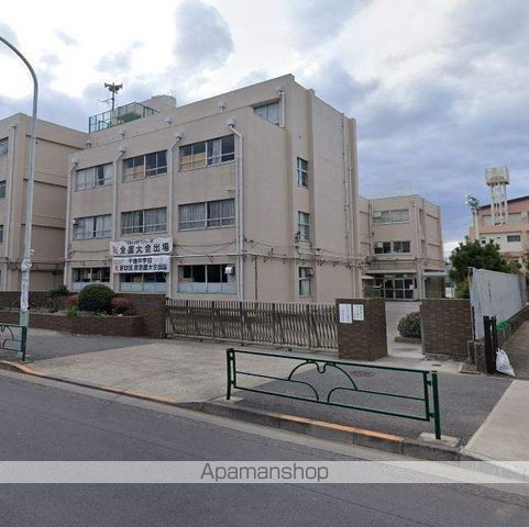 中学校　千歳中学校（中学校）まで1807m