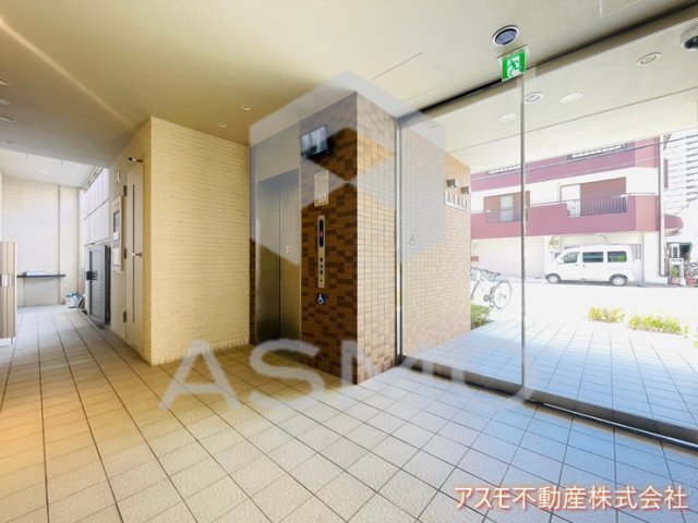 ロビー