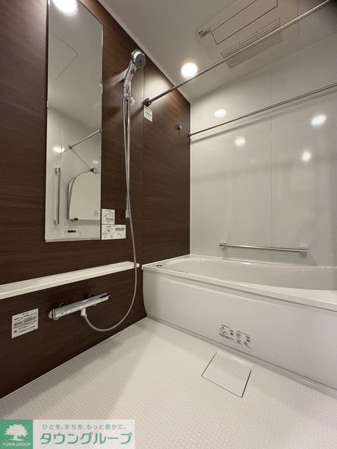 バス・シャワールーム　※写真は同タイプ住戸です。