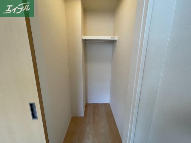 収納　ウォークインクローゼット（イメージ）