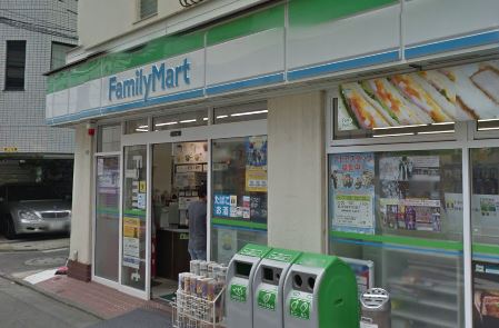 コンビニ　ファミリーマート・佐野久下目黒店（コンビニ）まで256m