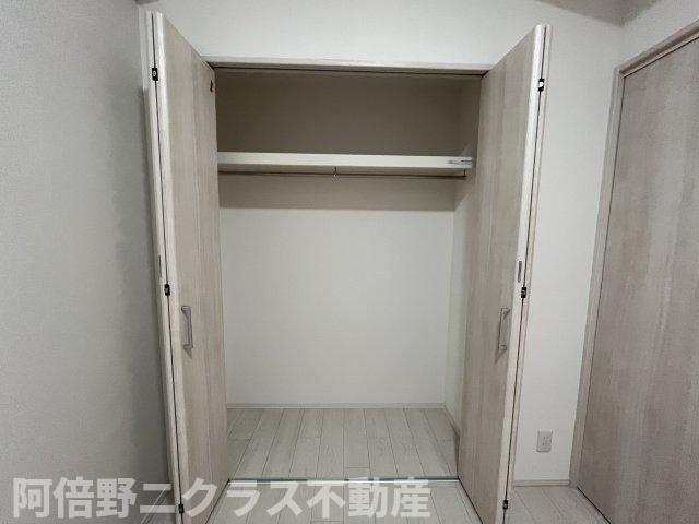 収納　内装は別部屋の参考写真です。