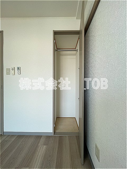 収納　洋室5.5帖　収納