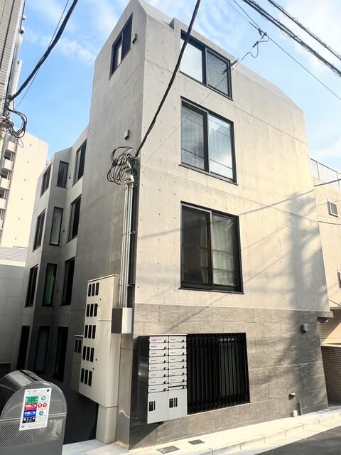 建物外観　築浅♪2022年11月　オール電化 　宅配ＢＯＸ