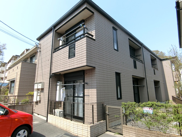 建物外観　★近くに桜並木あります★